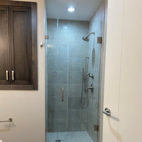 Panorama Tower Remodels - Gomez Photo